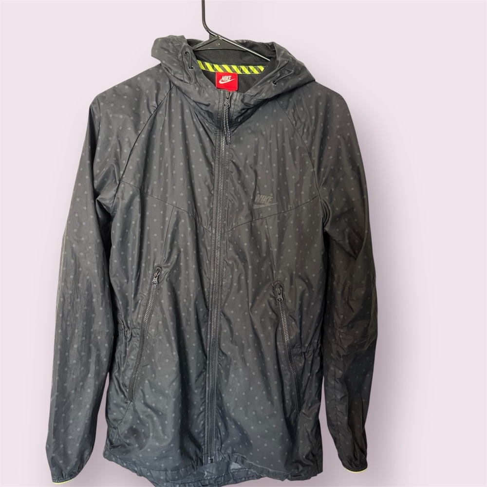 Women’s Small Nike Gray/Black Polka dot Windbreaker Jacket